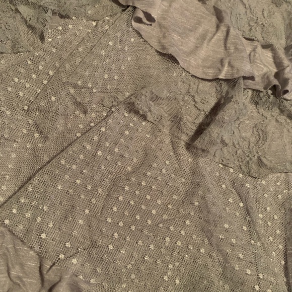 Cute Tank Ruffles & Lace - Picture 4 of 6